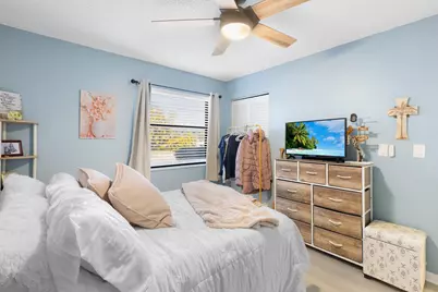 1270 SE Parkview Place #B5, Stuart, FL 34994 - Photo 3