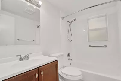 184 Norwich H, West Palm Beach, FL 33417 - Photo 5