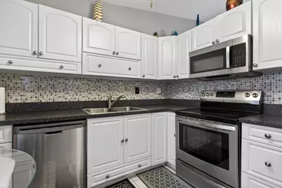 540 NW 43rd Street, Deerfield Beach, FL 33064 - Photo 7