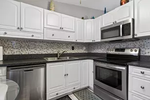 540 NW 43rd St, Deerfield Beach, FL 33064 - Photo 7