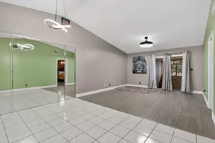 540 NW 43rd St, Deerfield Beach, FL 33064 - Photo 11