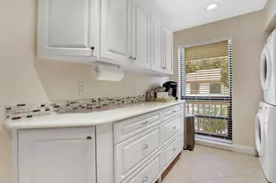 316 Brackenwood Cir, Palm Beach Gardens, FL 33418 - Photo 7