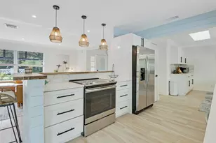 9 W Riverside Dr, Jupiter, FL 33469 - Photo 11