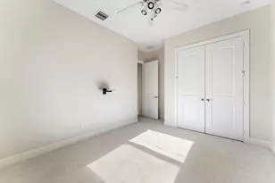 241 SE Fascino Cir, Port Saint Lucie, FL 34984 - Photo 25