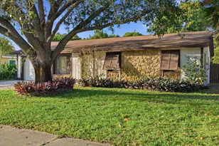 2545 Conroy Dr, North Palm Beach, FL 33403 - Photo 3