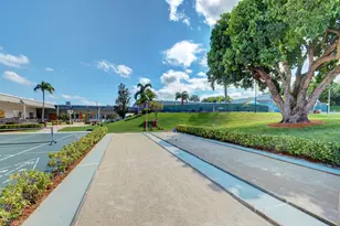 2960 Cynthia Ln, Lake Worth Beach, FL 33461 - Photo 25