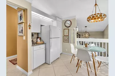 10215 N Circle Lake Drive #201, Boynton Beach, FL 33437 - Photo 7