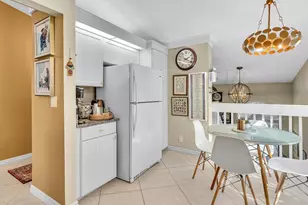 10215 N Circle Lake Dr, Boynton Beach, FL 33437 - Photo 7