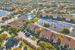 10215 N Circle Lake Dr, Boynton Beach, FL 33437 - Photo 29
