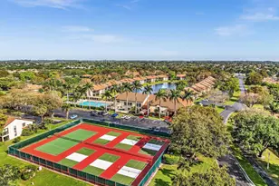 10215 N Circle Lake Dr, Boynton Beach, FL 33437 - Photo 47