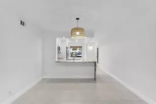 1037 Guildford C, Boca Raton, FL 33434 - Photo 13