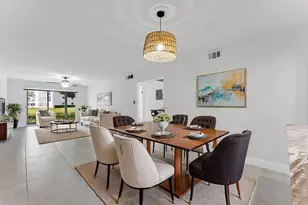 1037 Guildford C, Boca Raton, FL 33434 - Photo 11