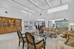 4881 Pineview Cir, Delray Beach, FL 33445 - Photo 9