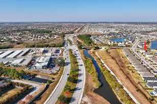 10897 SW Pacini Way, Port Saint Lucie, FL 34987 - Photo 35