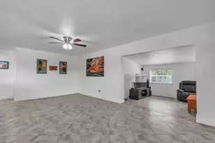 8151 SE Evergreen St, Hobe Sound, FL 33455 - Photo 17