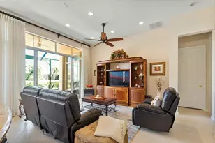 8709 Via Grande E, Wellington, FL 33411 - Photo 17