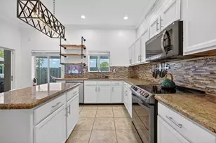 2332 SE 16th Terrace, Homestead, FL 33035 - Photo 3