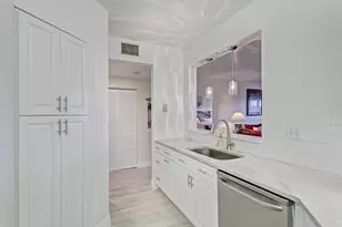 500 Uno Lago Dr, Juno Beach, FL 33408 - Photo 9