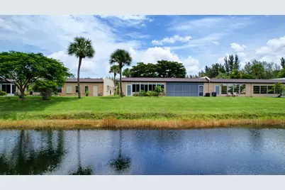 219 Lake Meryl Drive, West Palm Beach, FL 33411 - Photo 39