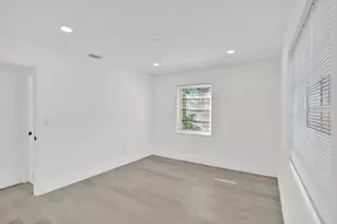 1401 S 16th Ave, Hollywood, FL 33020 - Photo 3