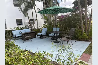 239 Sussex L, West Palm Beach, FL 33417 - Photo 7