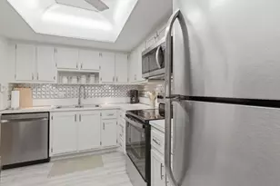 308 NE 17th Ave, Boynton Beach, FL 33435 - Photo 13