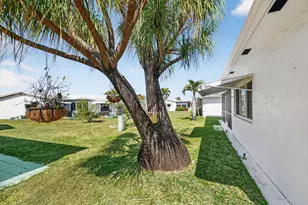 2009 SW 15th St, Boynton Beach, FL 33426 - Photo 51