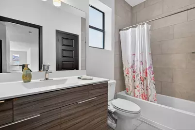 15505 NW 89th Court, Hialeah, FL 33018 - Photo 31