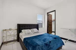 15505 NW 89th Ct, Hialeah, FL 33018 - Photo 19