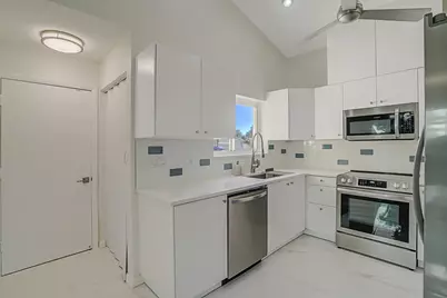 1080 NW 20th Avenue, Delray Beach, FL 33445 - Photo 19