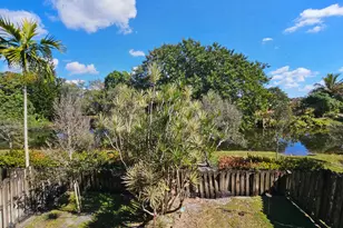 120 Sparrow Dr, Royal Palm Beach, FL 33411 - Photo 17