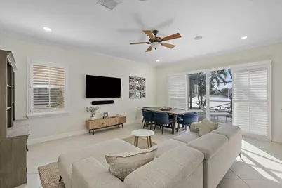 1386 Beacon Circle, Wellington, FL 33414 - Photo 7