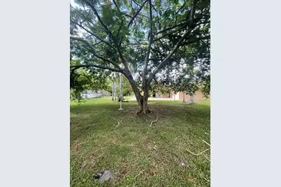 8251 Bowie Way, Lake Worth, FL 33467 - Photo 37