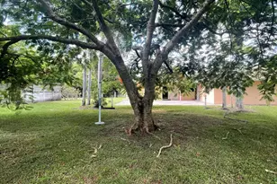 8251 Bowie Way, Lake Worth, FL 33467 - Photo 37