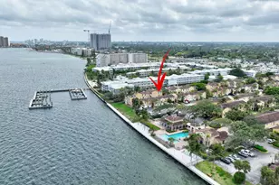 1050 Lake Shore Dr, Lake Park, FL 33403 - Photo 1