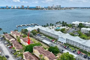 1050 Lake Shore Dr, Lake Park, FL 33403 - Photo 45