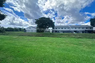 2886 E Fernley Dr E, West Palm Beach, FL 33415 - Photo 7