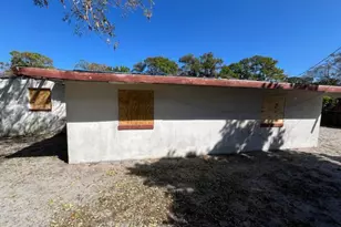 1620 SE Apache Ave, Stuart, FL 34994 - Photo 3