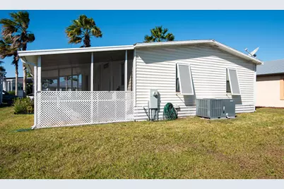 14 Jacaranda Lane, Port Saint Lucie, FL 34952 - Photo 9