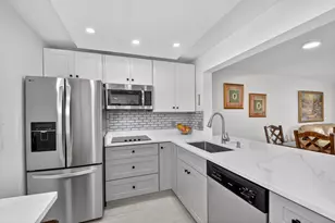 2615 NE 3rd Ct, Boynton Beach, FL 33435 - Photo 1