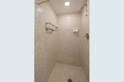 394 Normandy I, Delray Beach, FL 33484 - Photo 9