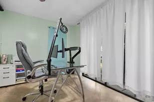 115 NE Caprona Ave, Port Saint Lucie, FL 34983 - Photo 13