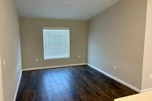 202 SW Aldoro Pl, Port Saint Lucie, FL 34953 - Photo 9