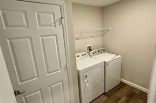 202 SW Aldoro Pl, Port Saint Lucie, FL 34953 - Photo 23