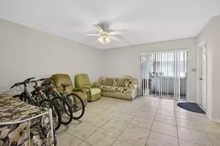 72 Plymouth I, West Palm Beach, FL 33417 - Photo 3