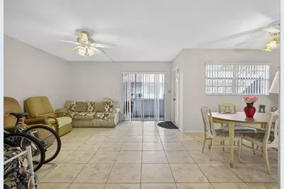 72 Plymouth I, West Palm Beach, FL 33417 - Photo 5