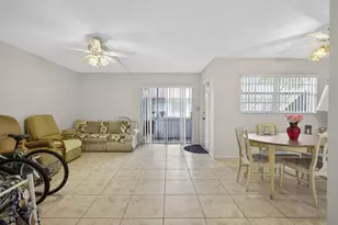 72 Plymouth I, West Palm Beach, FL 33417 - Photo 5