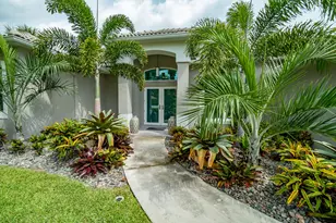 1714 Coconut Dr, Fort Pierce, FL 34949 - Photo 3