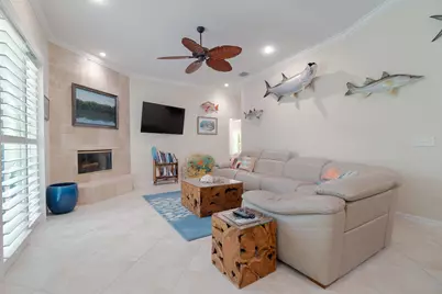 1714 Coconut Drive, Fort Pierce, FL 34949 - Photo 7