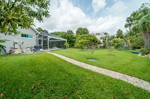 1714 Coconut Dr, Fort Pierce, FL 34949 - Photo 31